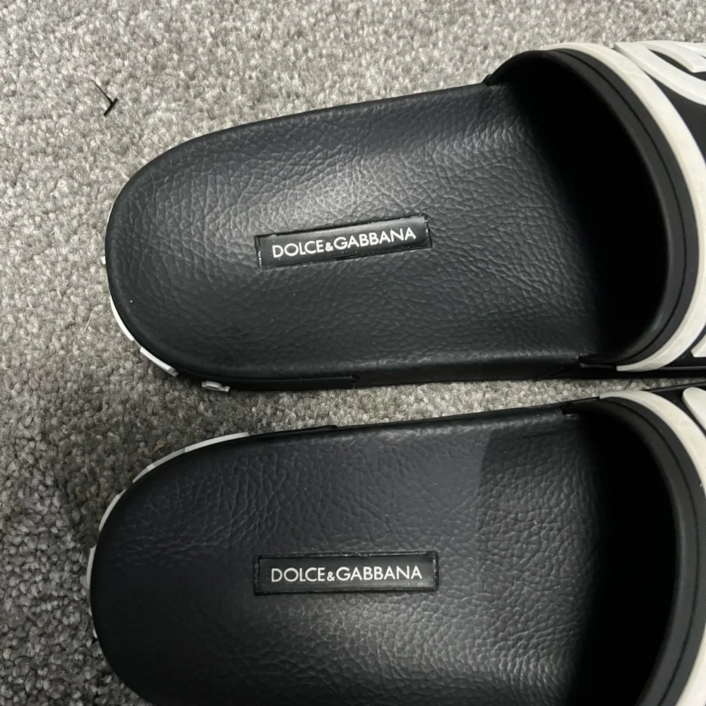 D&G Black & White Logo Slide Sandals - Picture 2 of 14